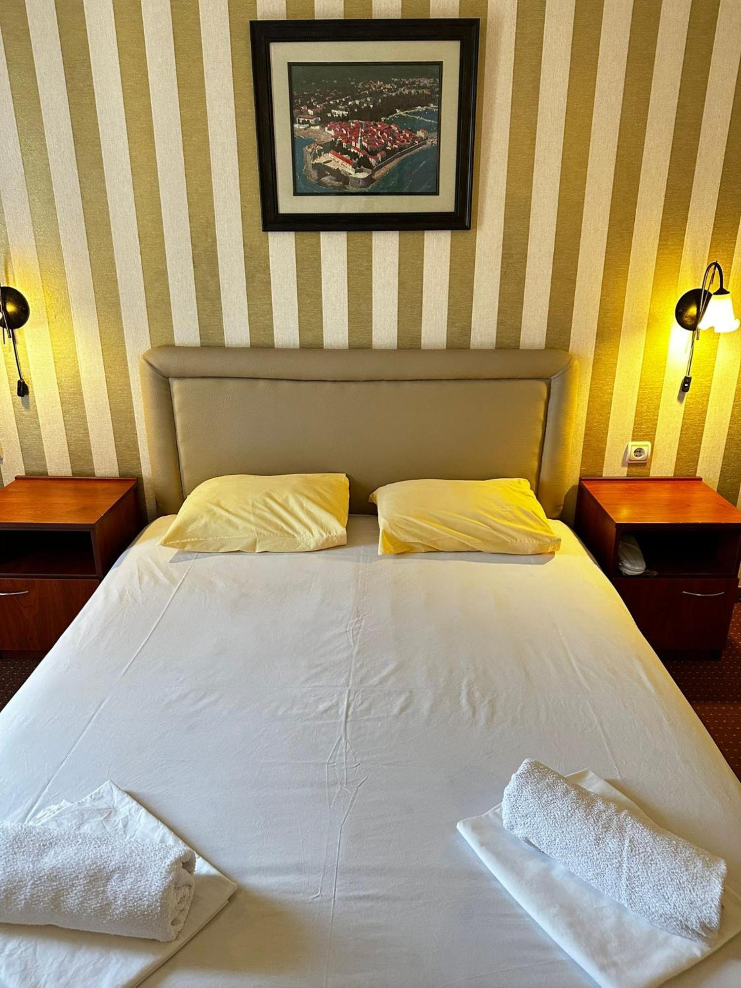 Central Hotel-Budva Exteriér fotografie